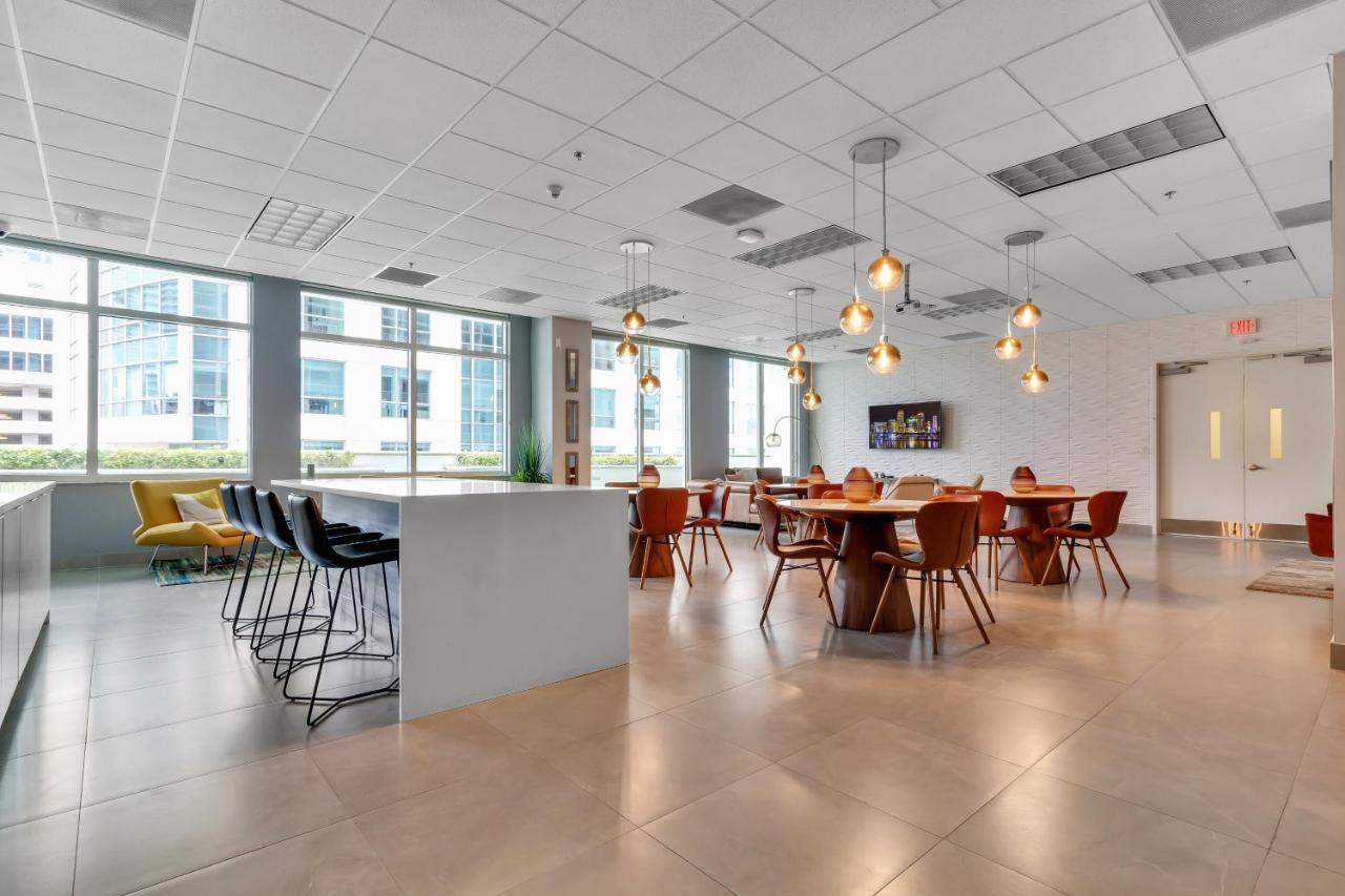 ميامي The Club At Brickell Bay Luxury Suites المظهر الخارجي الصورة