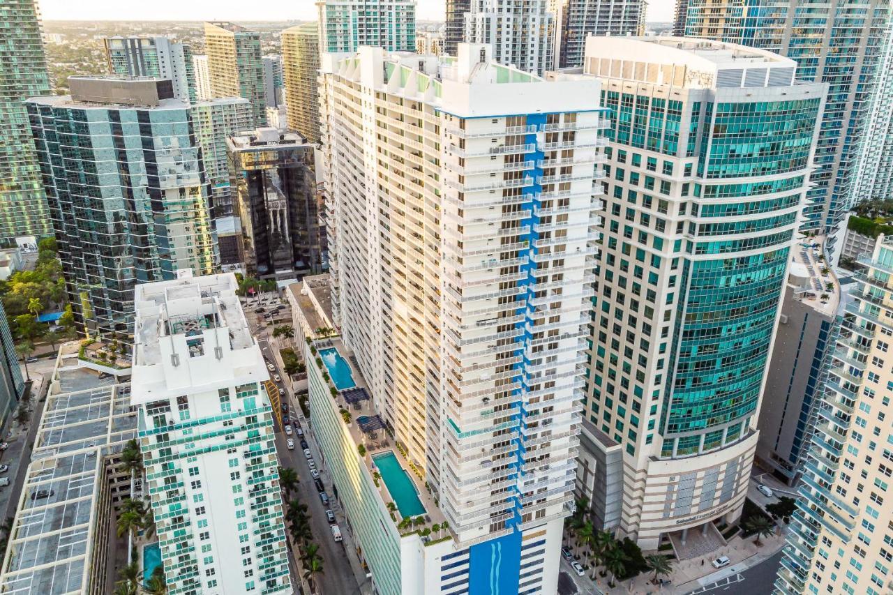ميامي The Club At Brickell Bay Luxury Suites المظهر الخارجي الصورة