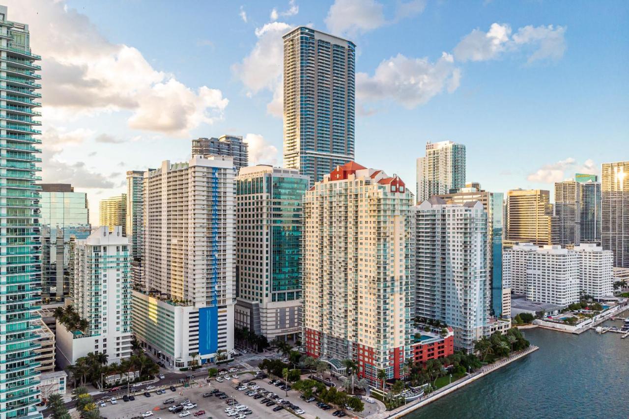 ميامي The Club At Brickell Bay Luxury Suites المظهر الخارجي الصورة
