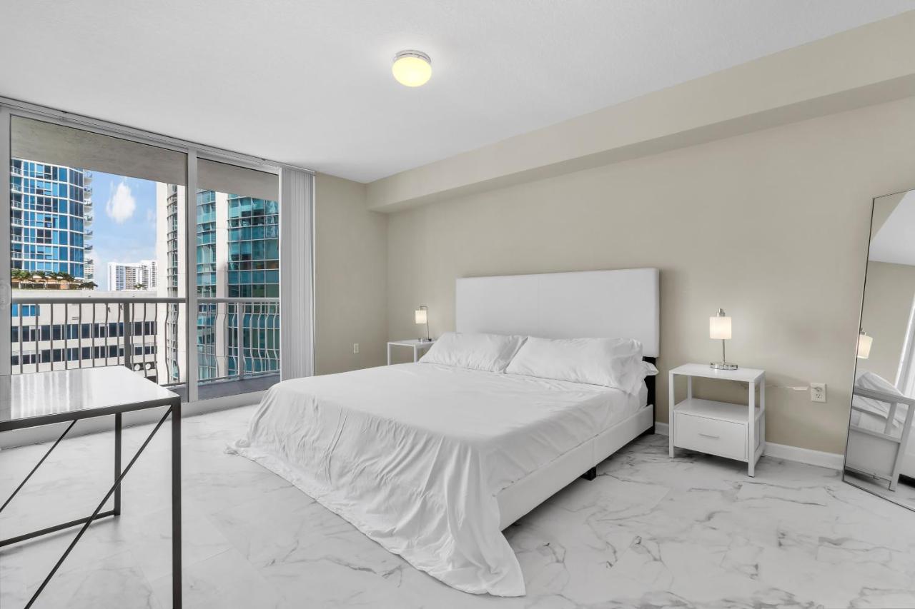 ميامي The Club At Brickell Bay Luxury Suites المظهر الخارجي الصورة